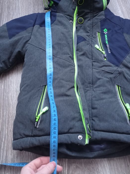 Продам зимову куртку