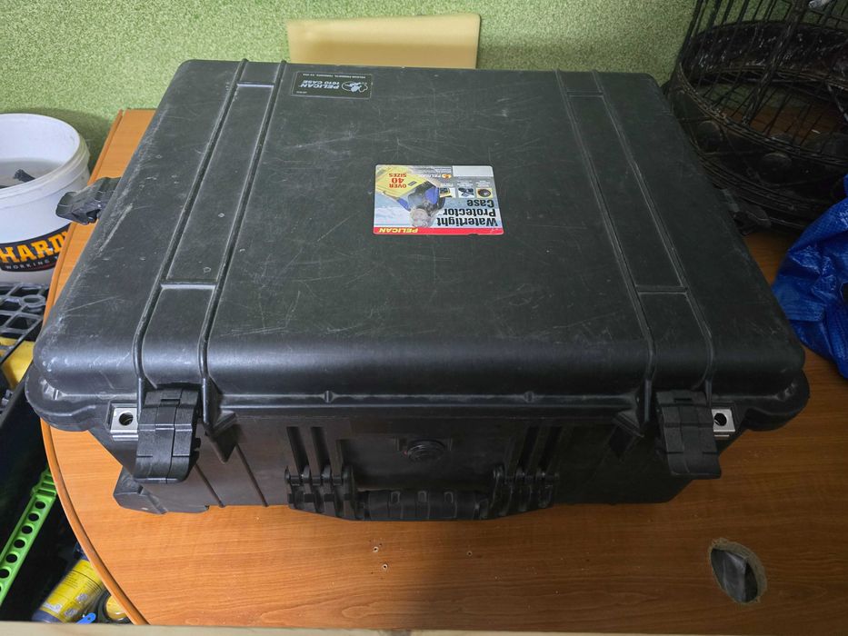 Pelican Peli 1610 Protector Case Walizka , wym. zewn. 55 x 42 x 26 cm,