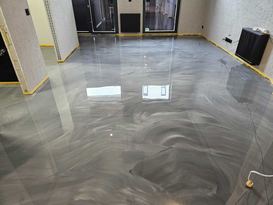 Posadzki żywiczne dekoracyjne i przemysłowe