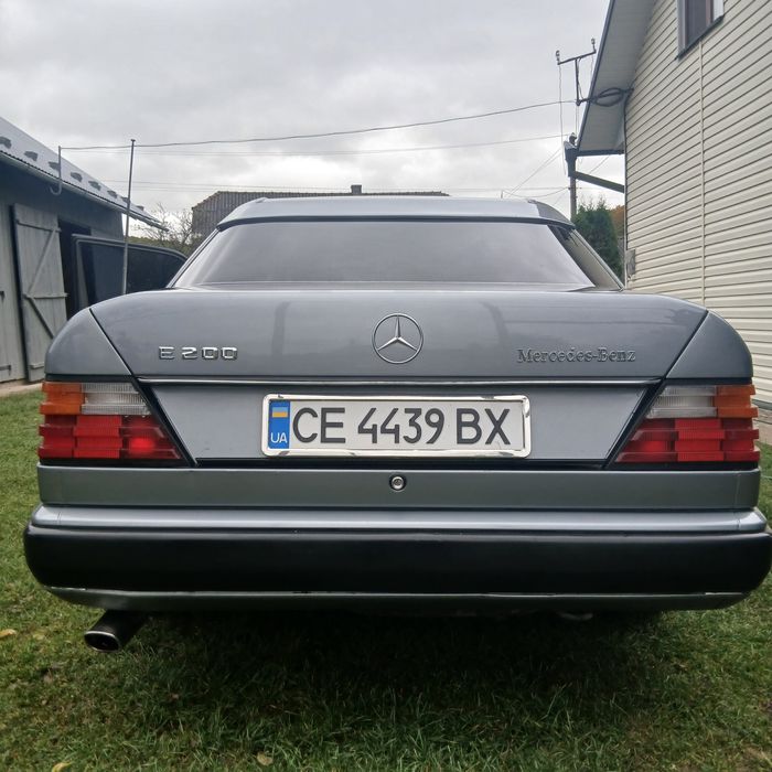 Продам Mercedes 124