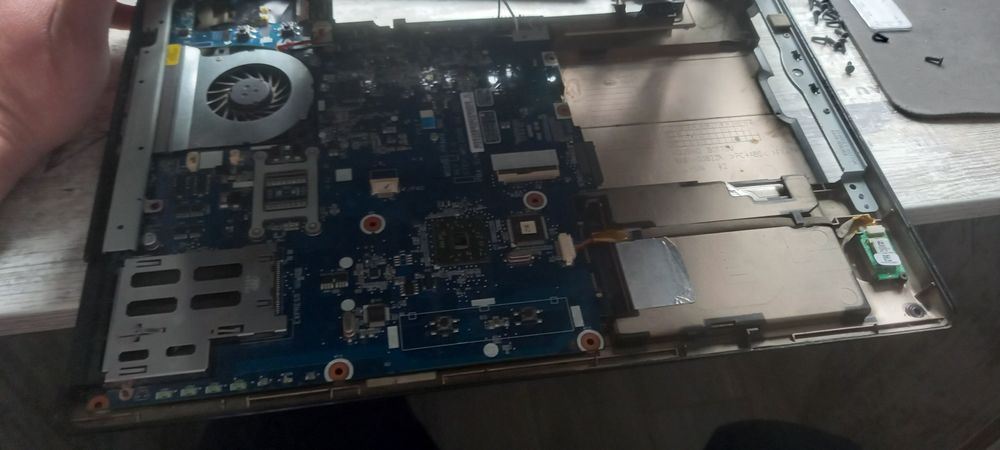 Ноутбук samsung r60 на запчастини