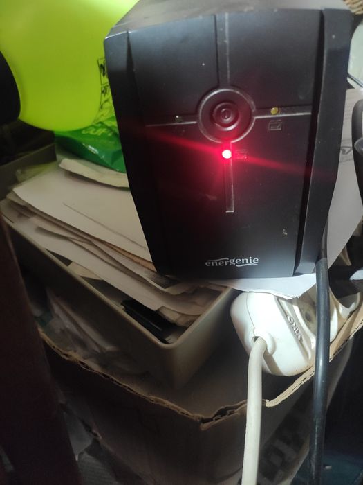 APC UPS 1000. Синус. С батарей 20а.ч