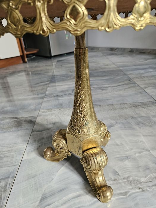 Antyczny stolik kawowy z onyksu  onyksumaly