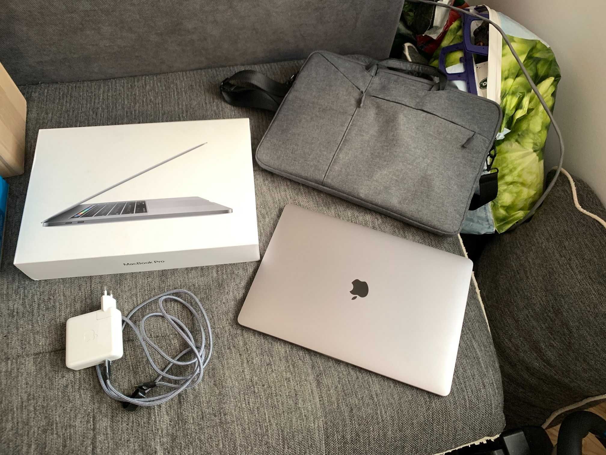 MacBook Pro 15.4” 2017 A1707 / i7 2.8 GHz / 256GB / Nowa bateria!!