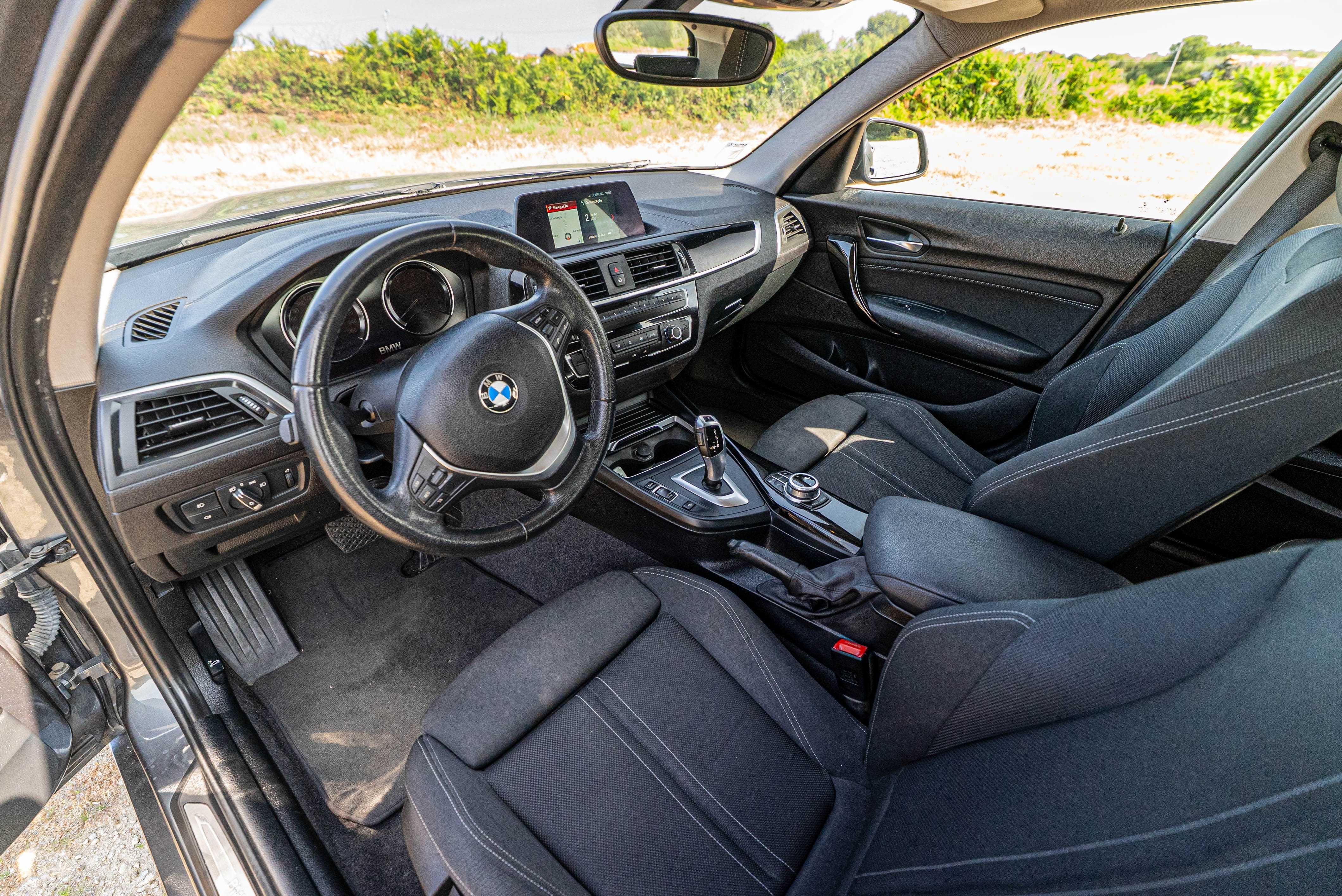 BMW serie 1 Line Sport Caixa Automática
