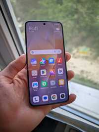 Телефон Xiaomi 13 12/256 як ідеал Global version