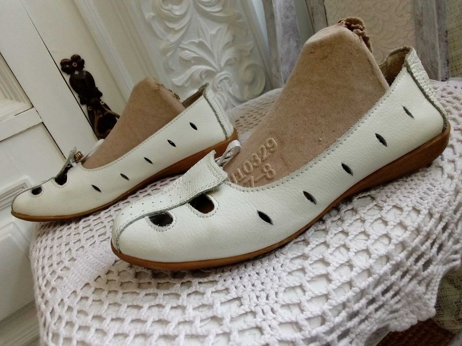 GRATIS skórzane buty damskie baleriny 37 sandały letnie calamera