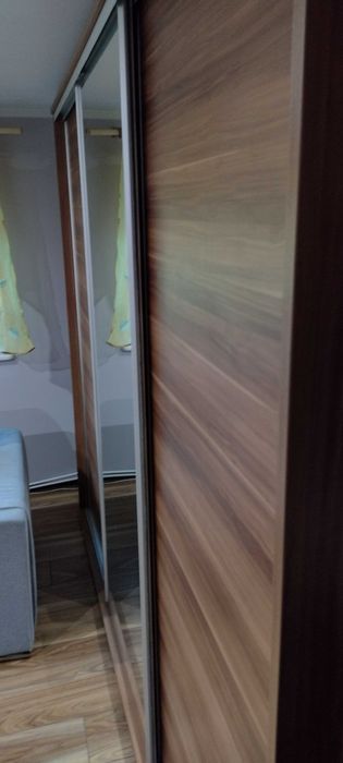 Szafa z drzwiami przesuwnymi