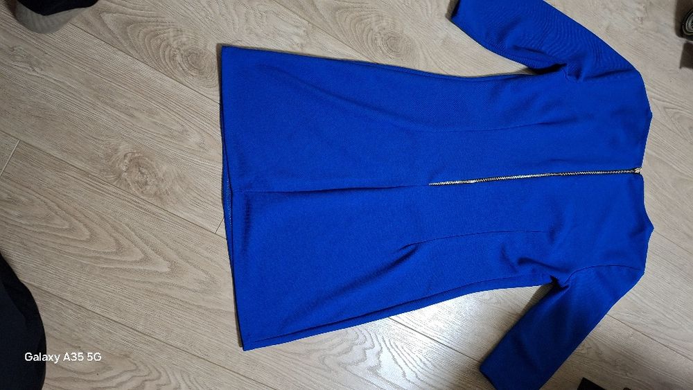 Гарненька  сукня