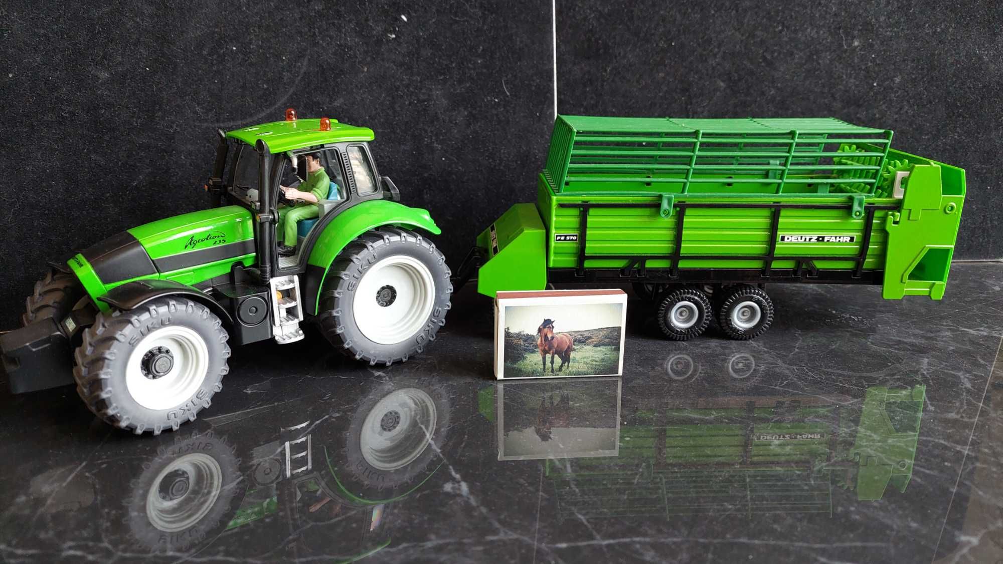 Siku 4453 Deutz Fahr Agrotron 235 z przyczepą Deutz Fahr  1:32