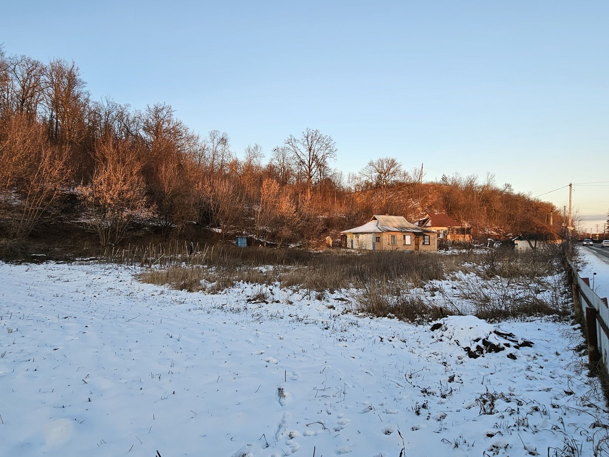 Продаж ділянки під забудову, ТЕРМІНОВО! Нові Безрадичі. Фасад, зупинка