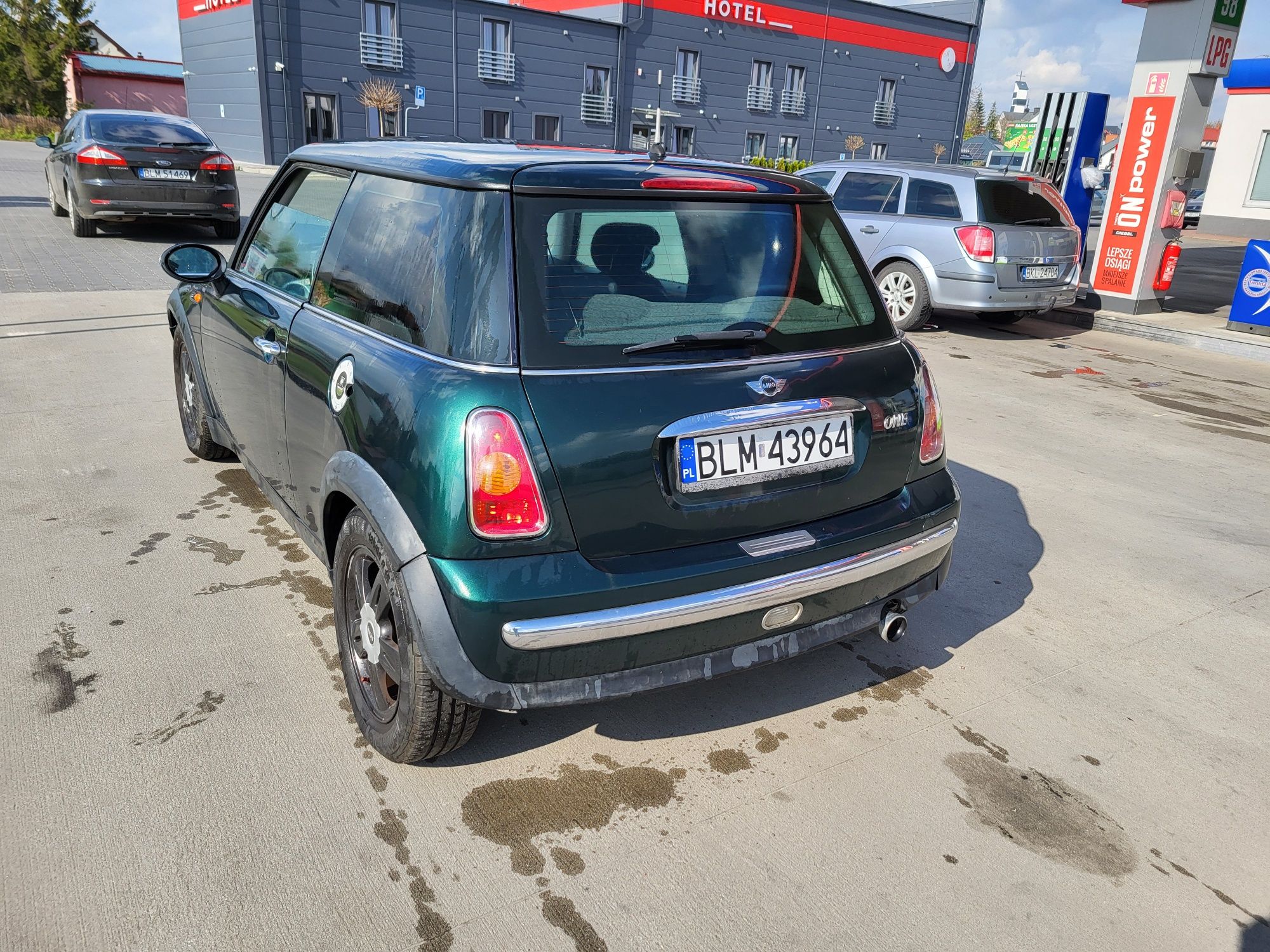 Mini one 1.6 benzyna. Doinwestowany.zamiana.