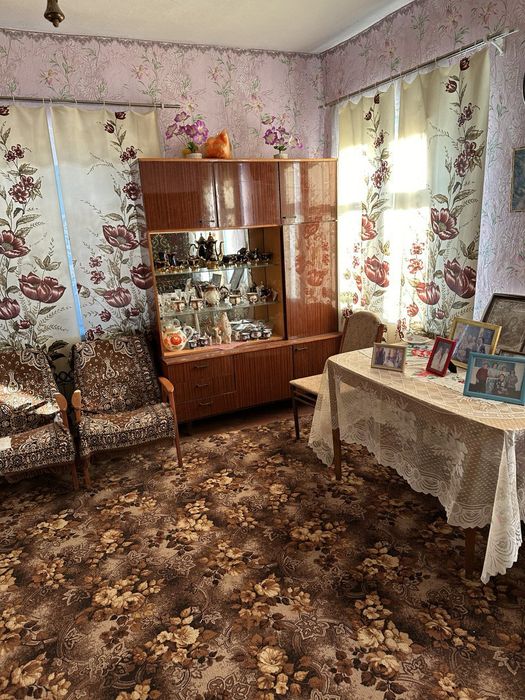 будинок в селі Пиріжки