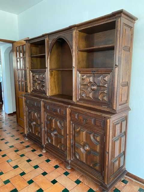 Móvel de Sala Louceiro