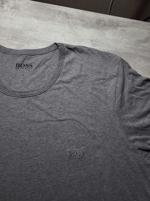 Чоловіча футболка hugo boss tshirtrn 3p classic