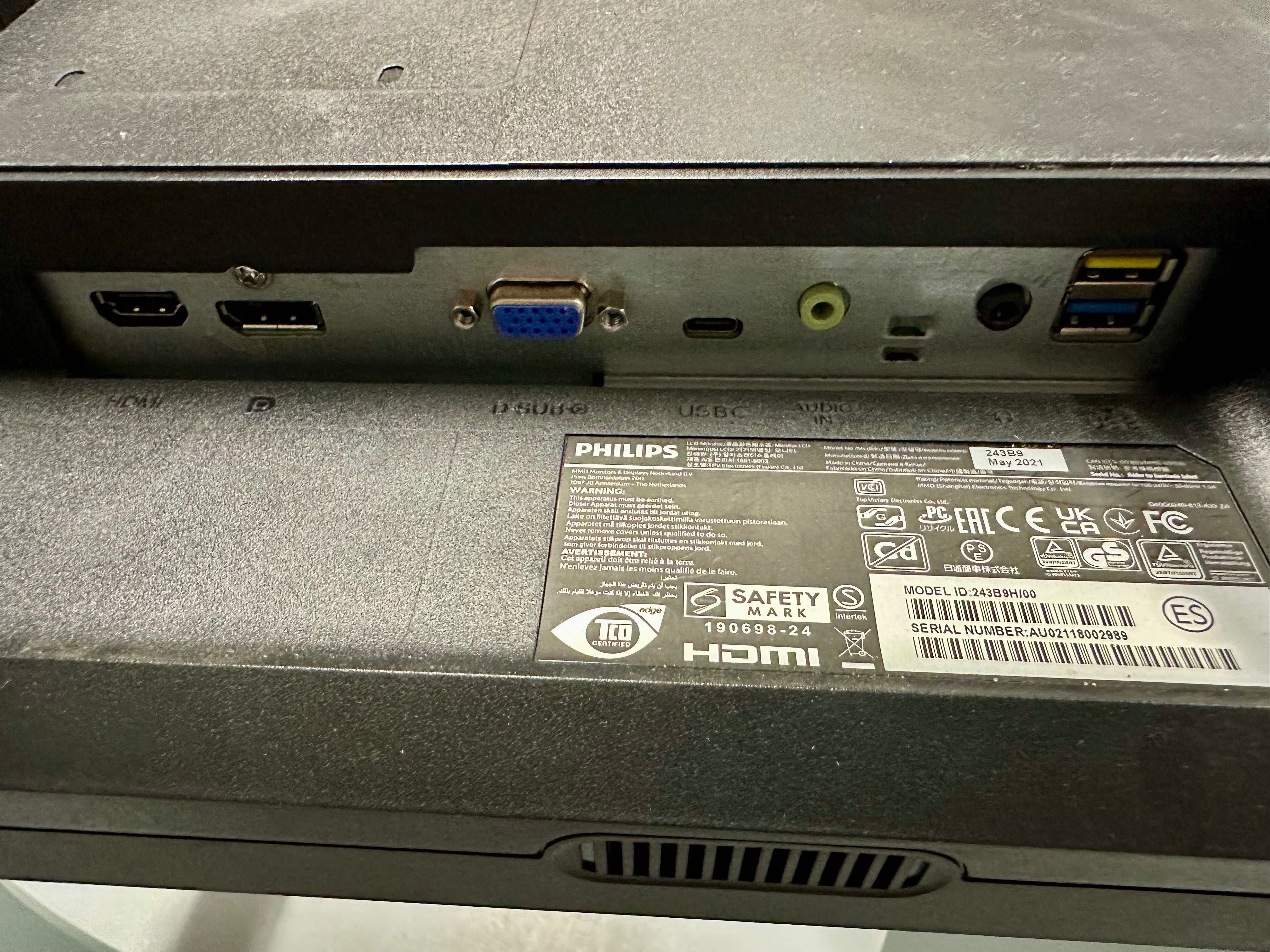 Monitor Philips 241B7Q + Philips 243B9