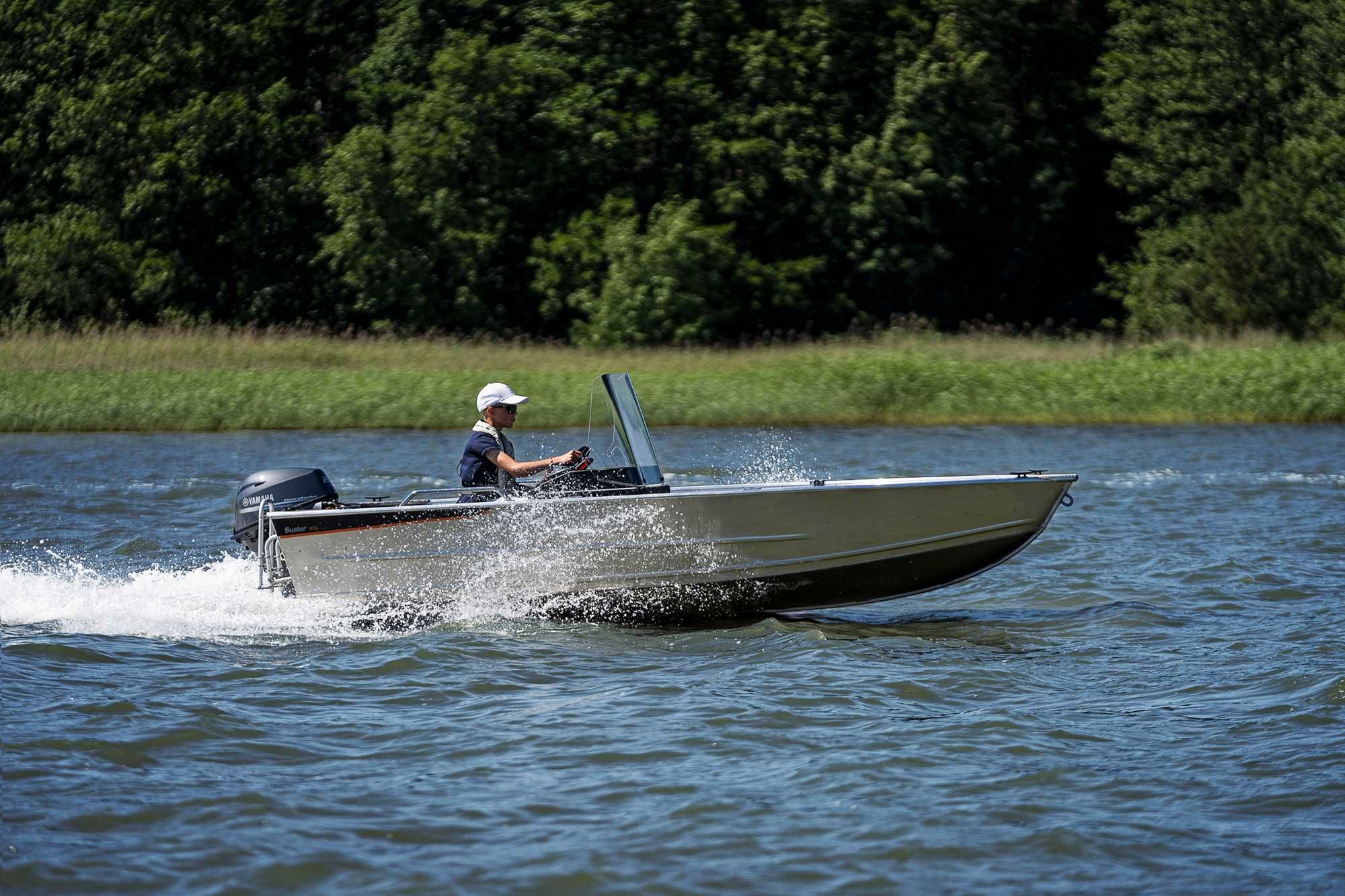 Łódź łódka wędkarska aluminiowa Buster XSR 420 Yamaha Storm jak NOWA