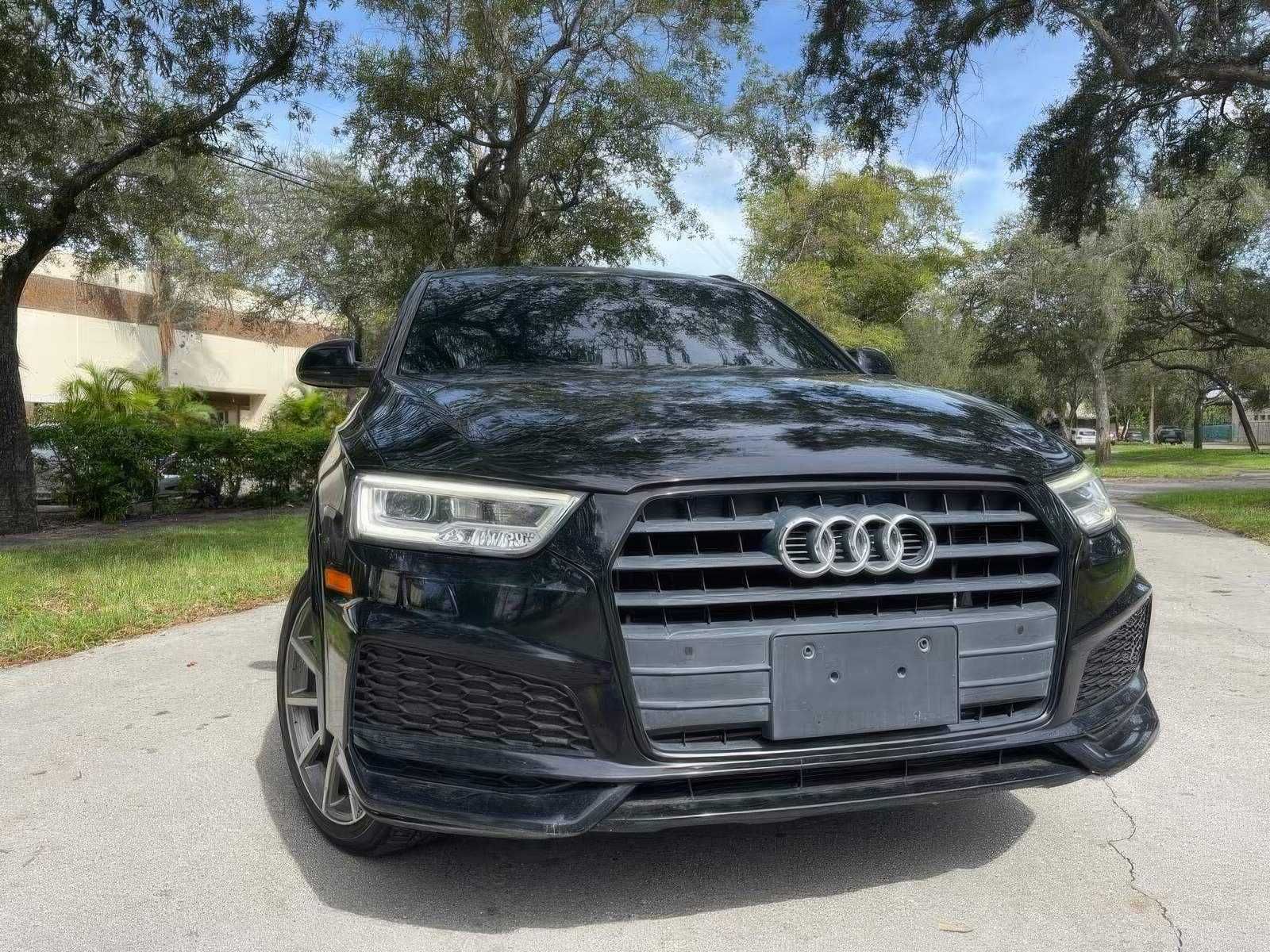 2018    Audi    Q3