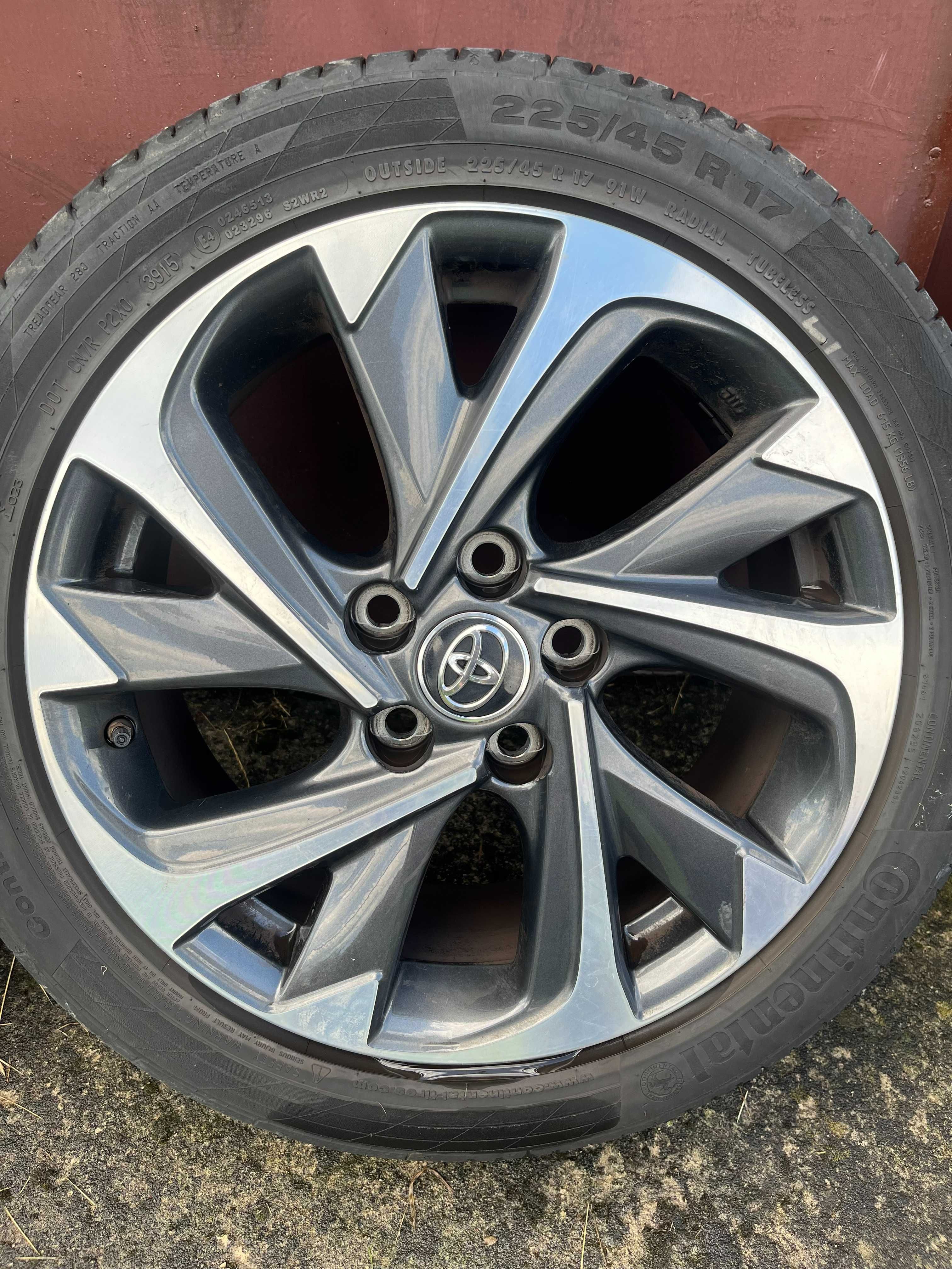 Alufelgi Toyota Auris Corolla 17"