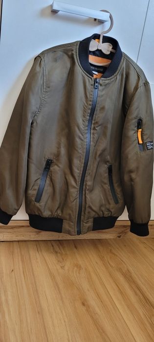 Kurtka na wiosne przejściowa bomberka chłopięca rozmiar 128 River isla