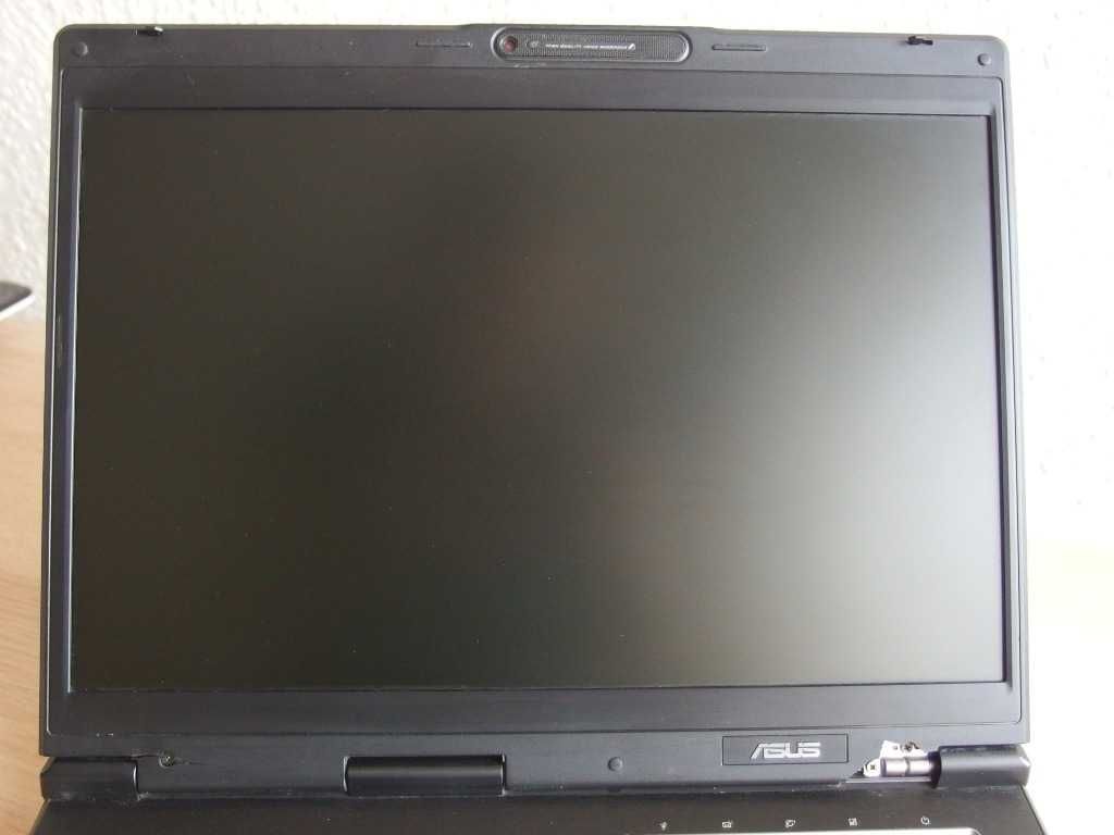 laptop ASUS A6000 Celeron 1,5GHz, 512MB DDR RAM