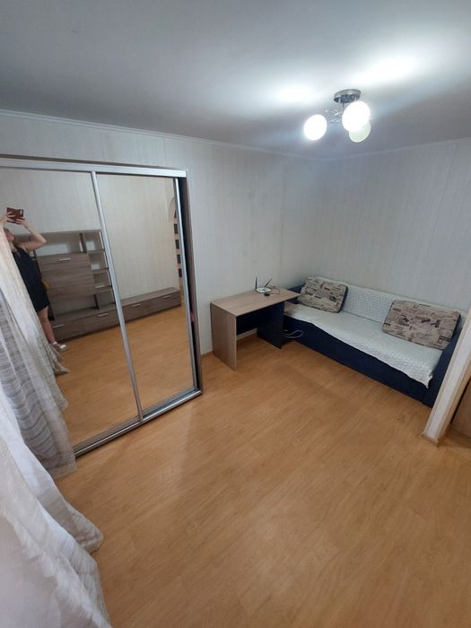 Продаю 1 кімнатну Проспект Миру меблі та техніка