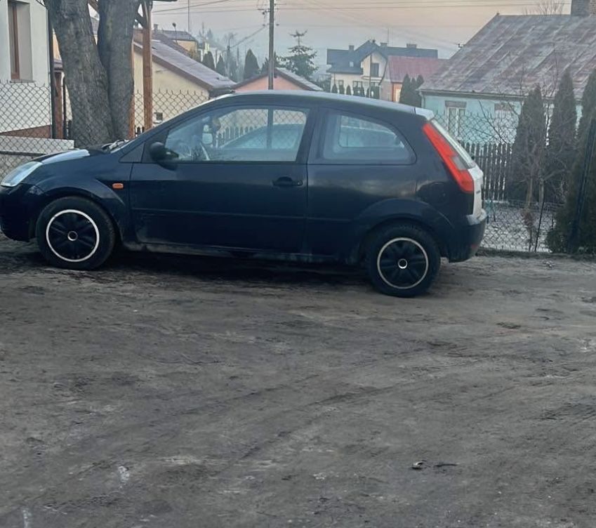 Ford fiesta mk5 2004 r 1.3 benzyna