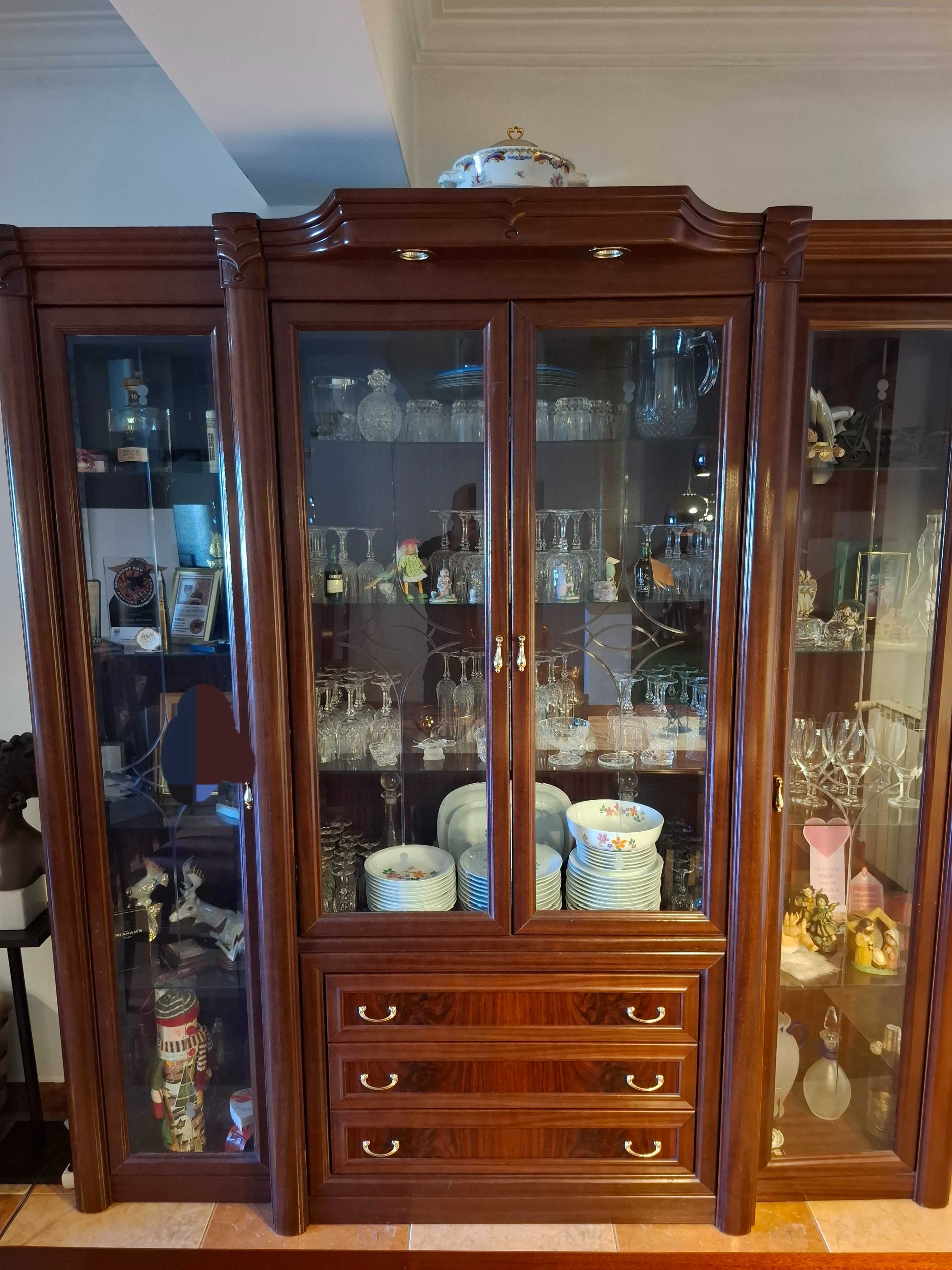 Sala de jantar completa