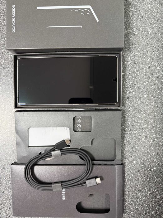 Samsung Galaxy S25 Ultra 512 GB 5G czarny PL, Jak Nowy! GW 20mc