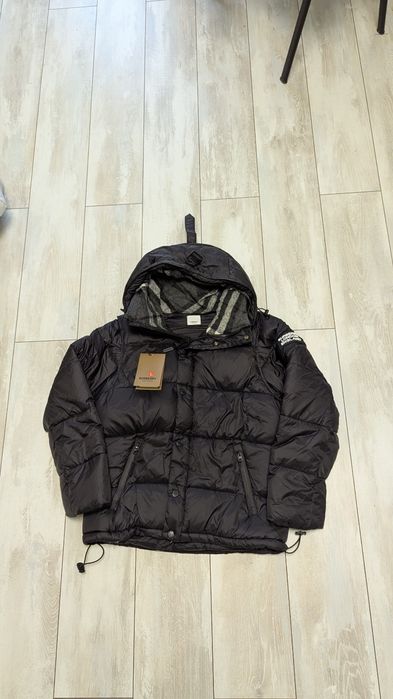 Пуховик Burberry
