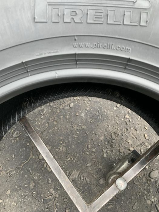 Шини 235/65 R17 Pirelli 2022 рік 6,5/6 мм