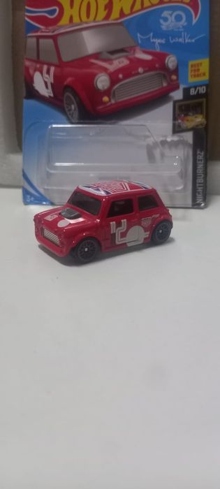 Morris mini hot wheels