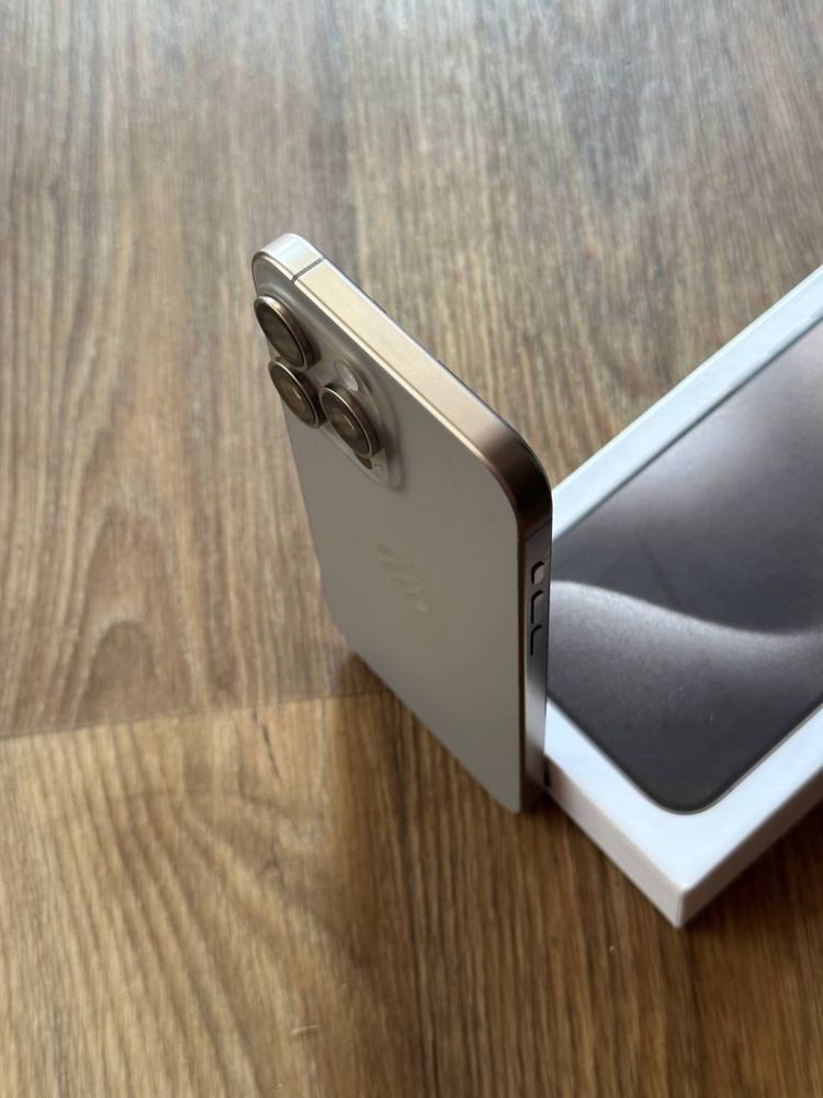 Продам IPhone 15 PRO MAX 256 Neverlock