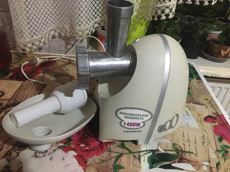 М‘ясорубка 1400w Camero mg-1500