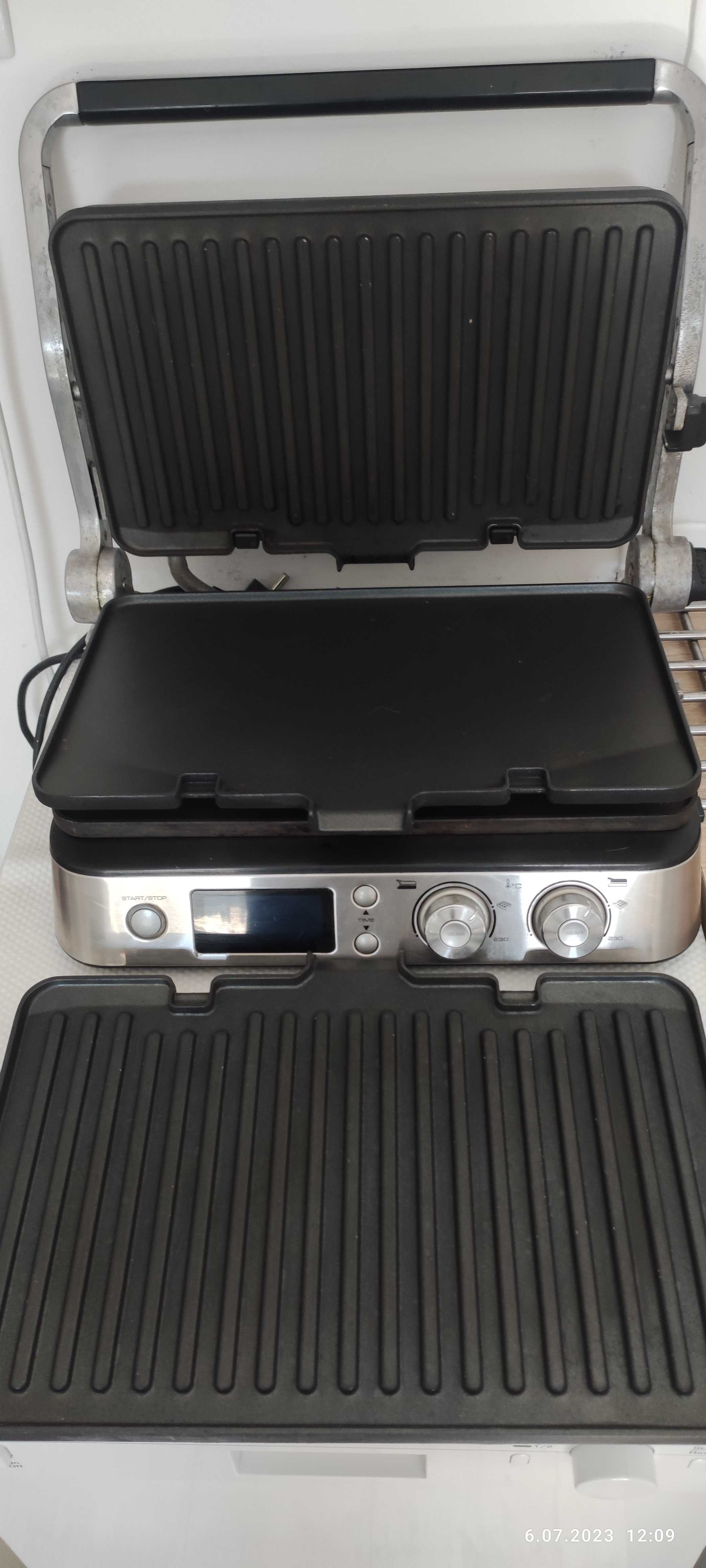 Grill elektryczny DeLonghi CGH 1030D