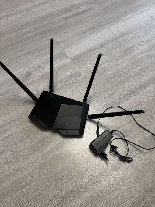 Роутер маршрутизатор Tenda рабочий