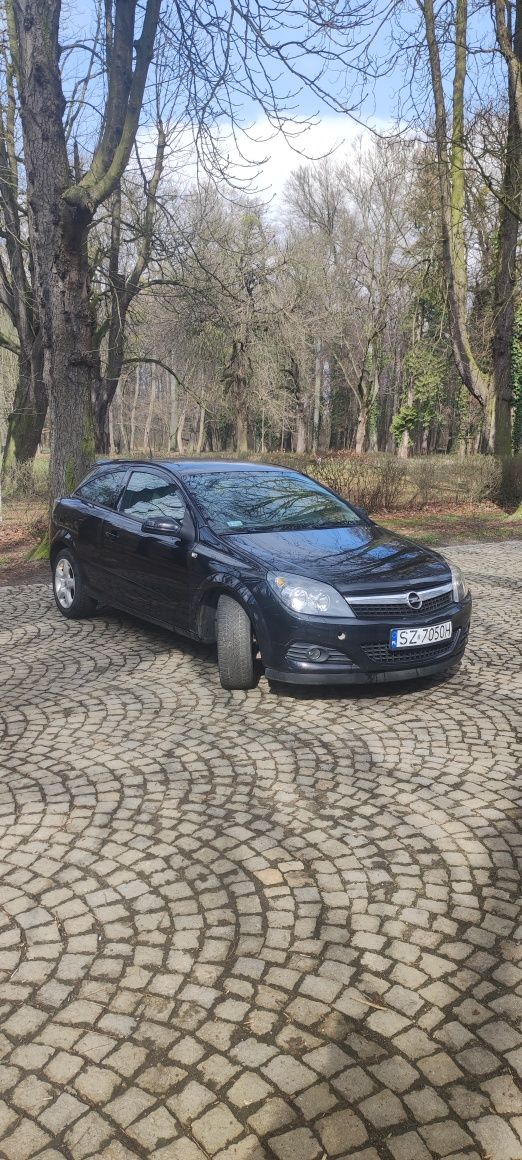 Opel Astra H GTC 1.6