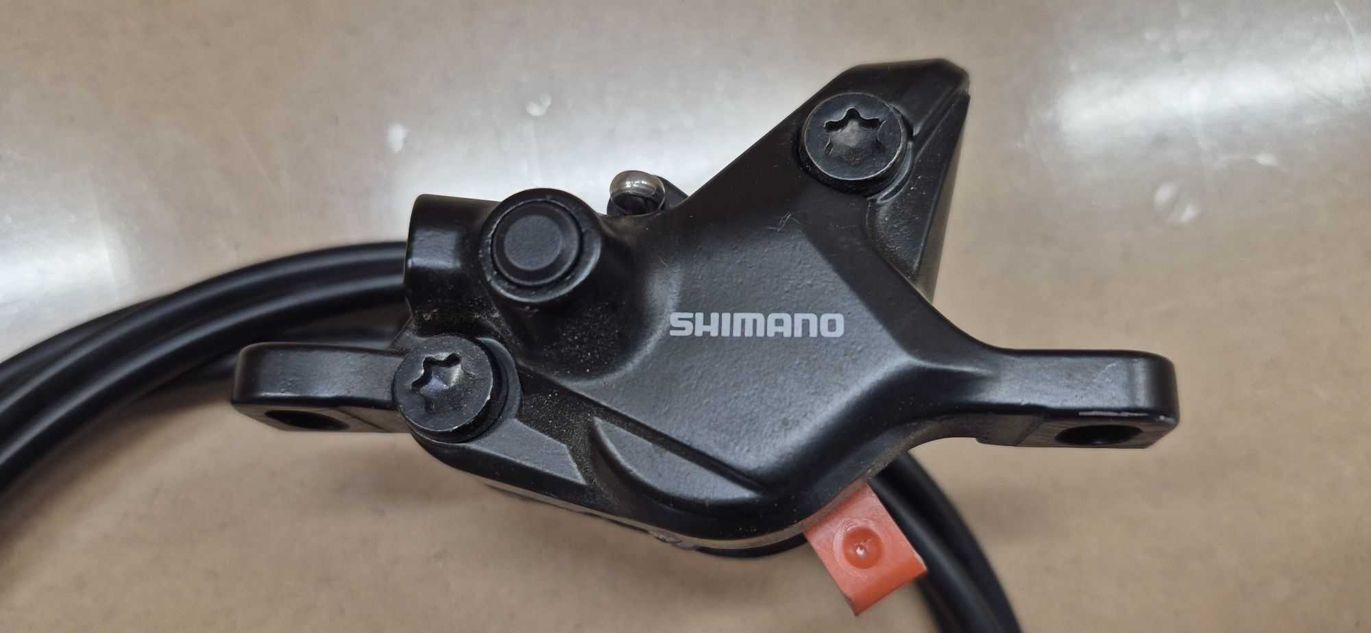 Zacisk hamulca Shimano BR-MT410 + przewód i klocki