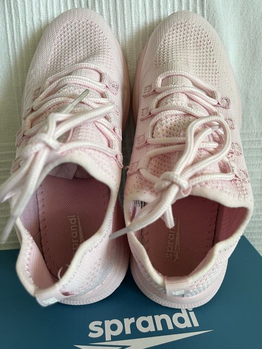 Nowe lekkie sportowe buty SPRANDI r.34