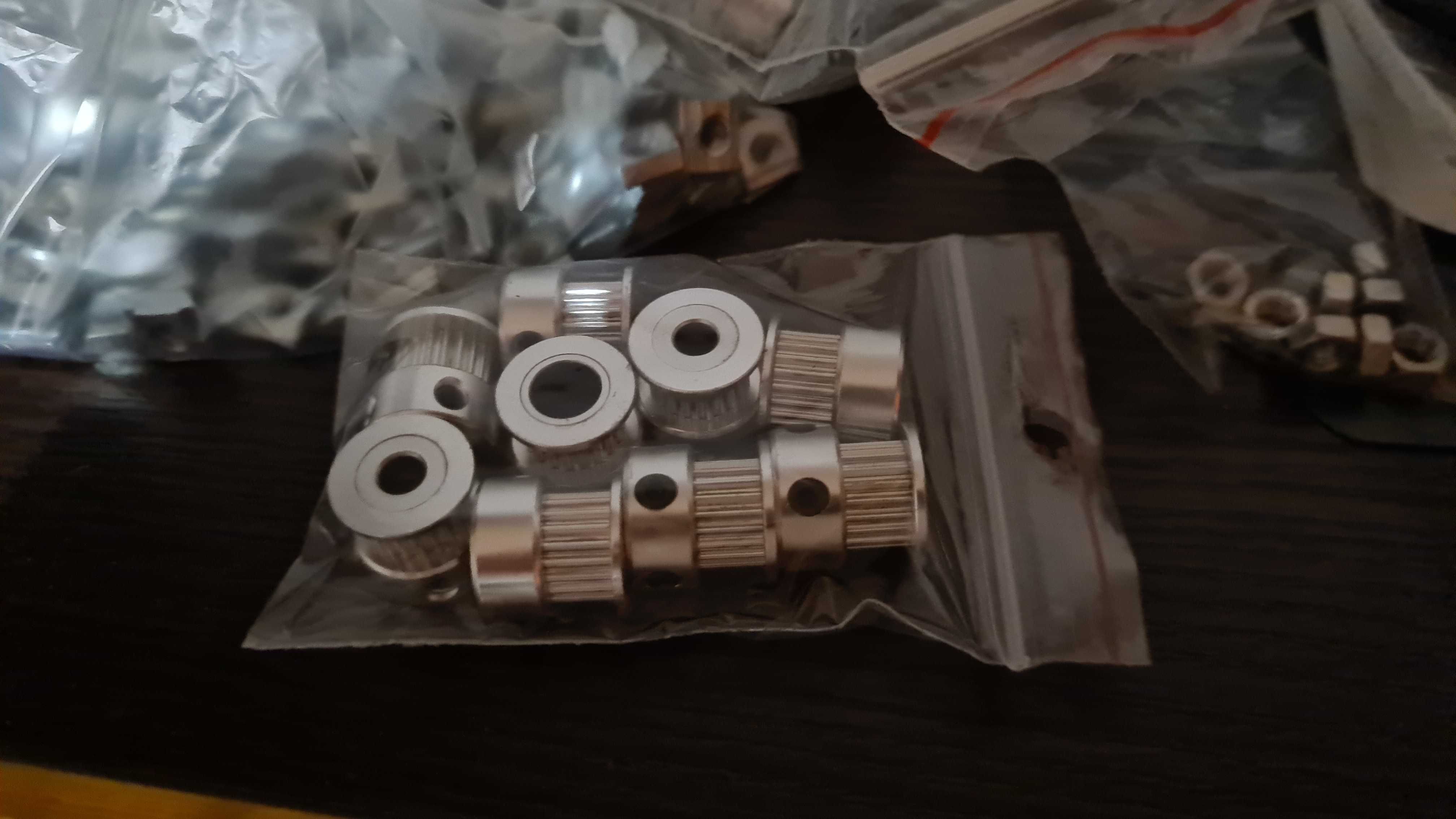 Śruba trapezowa fi 8, 500mm, skok 2mm (CNC, druk 3d)