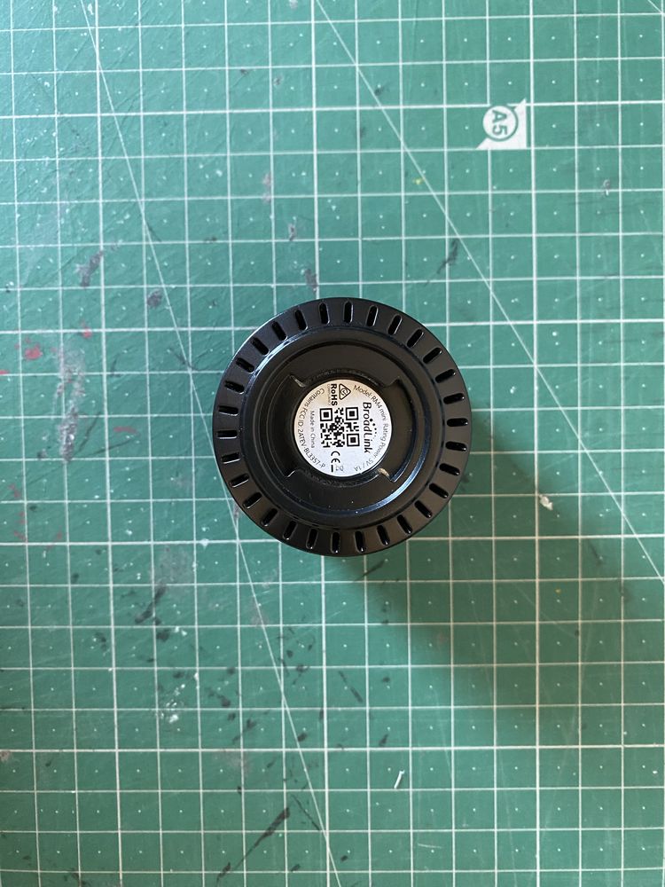 Broadlink - Controlo Remoto Universal RM4 Mini