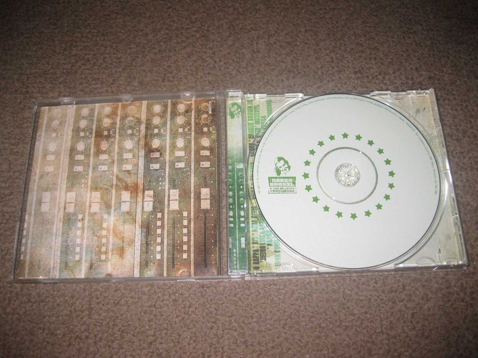 CD da Coletânea "Rádio Brasil: O Som da Jovem Vanguarda" Portes Grátis