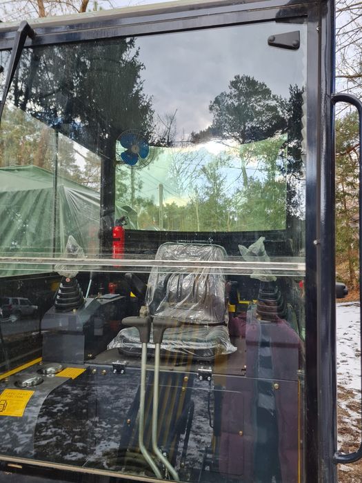 Sprzedam Minikoparkę