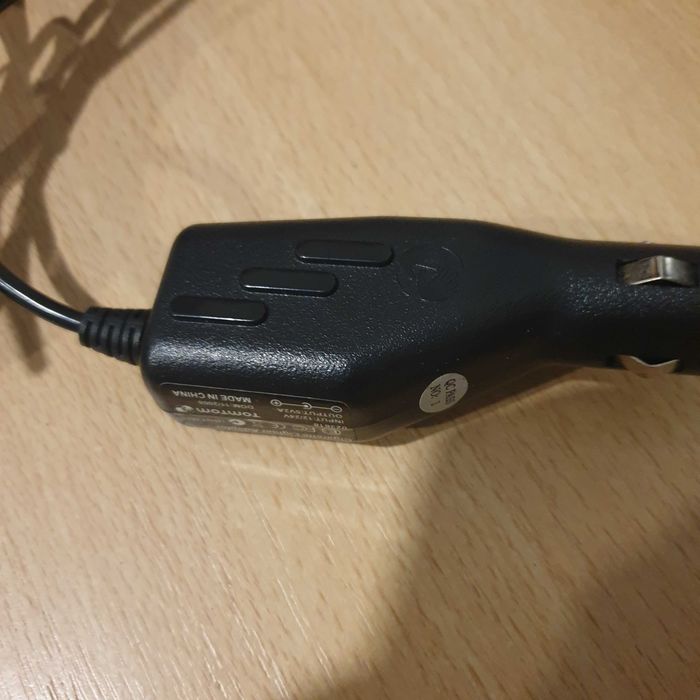 carregador pra GPS tom tom 5V 2A original, novo