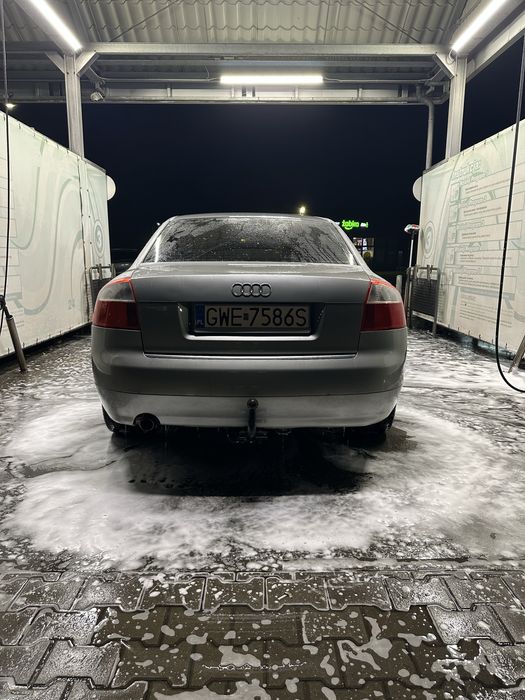Audi a4b6 2.0fsi 150km