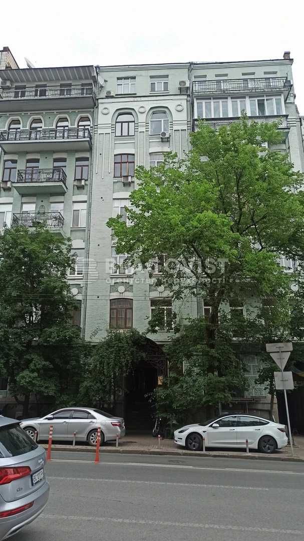 Продаж 3-х кімн кв-ри вул.Шота Руставелі 27 Дореволюційний будинок
