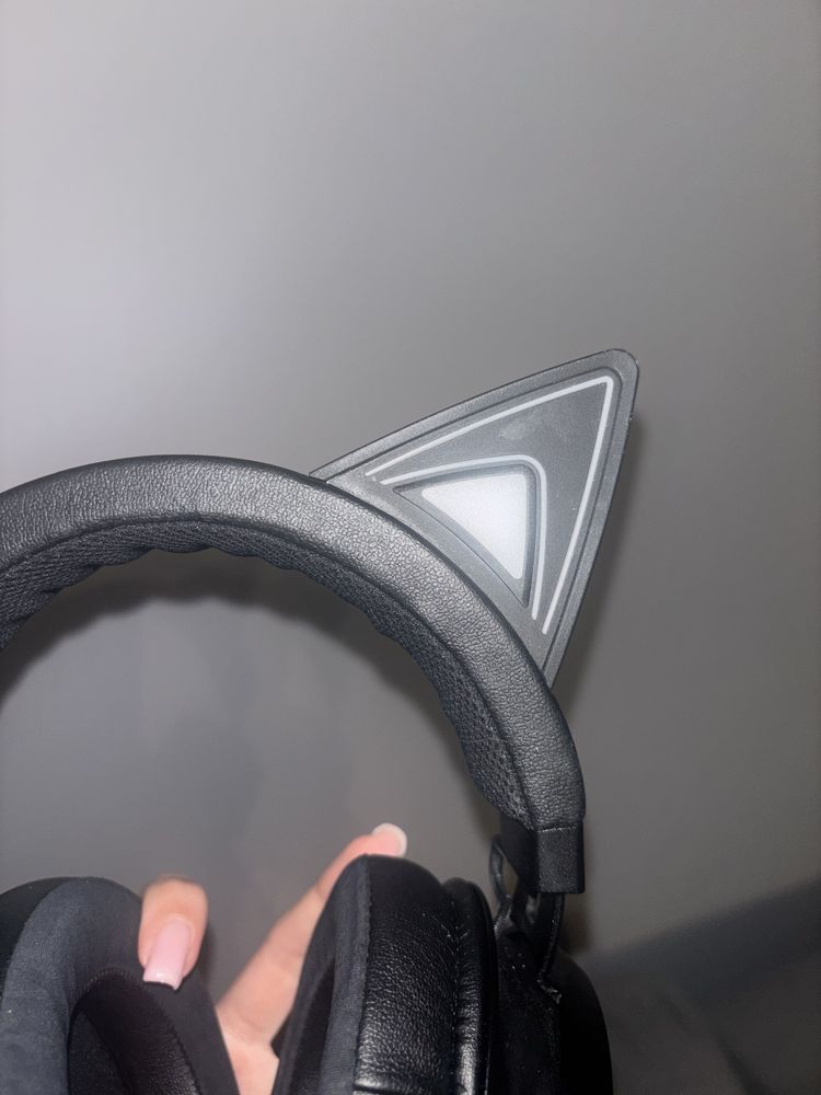 Uszkodzone słuchawki Razer Kraken Kitty chroma