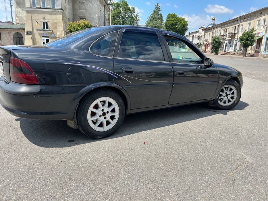 Опель Вектра B 1.8 16v