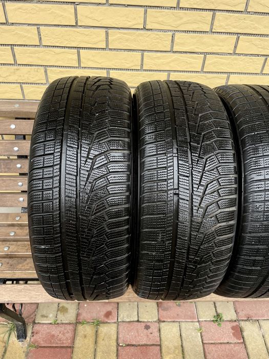 Шини Резина 225.55 R17 Hankook Зима