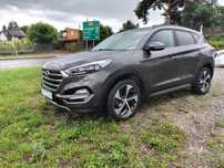 Hyundai Tucson 4x4,Automat,Skóra,Grzane/Wentyl fotele,Martwe pole,Szyberdach